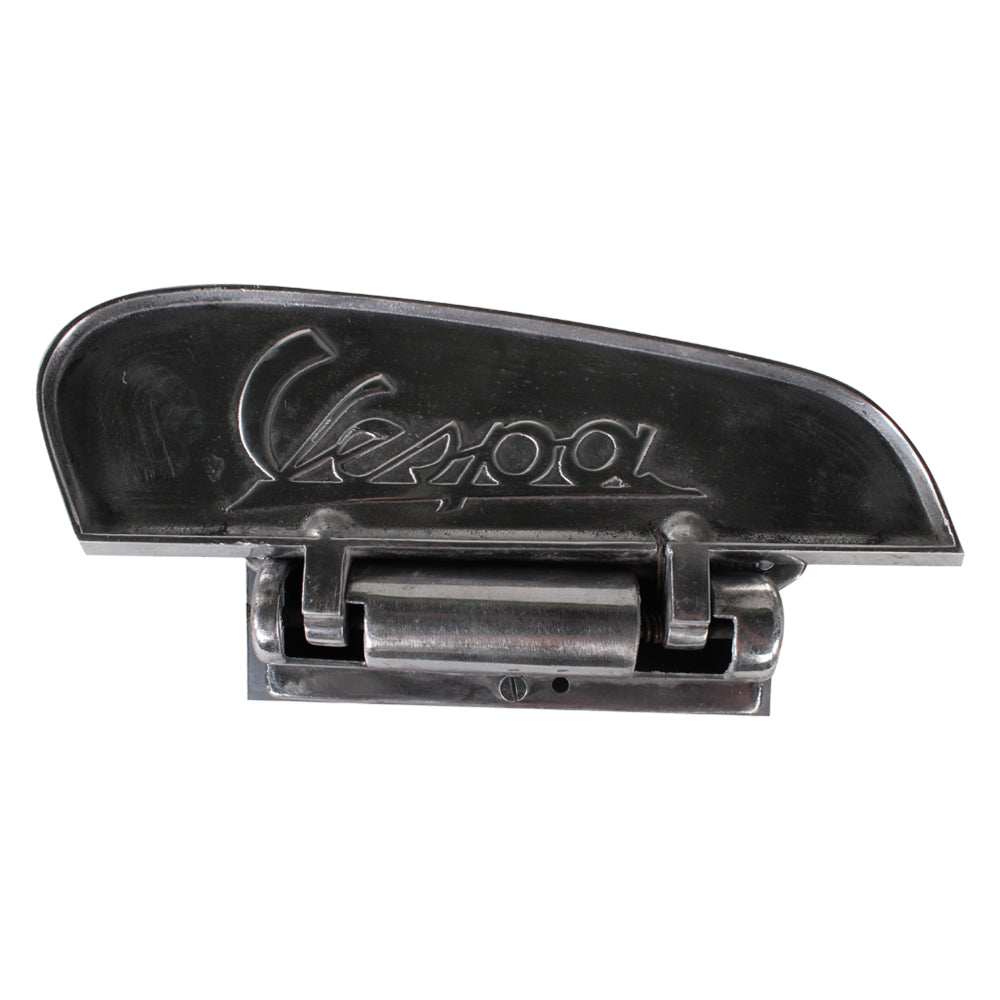 Glovebox Cowl Fold Down Footrest; VNB,VBB