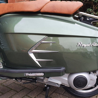 Cowl Flash Accent (Right Side); Royal Alloy GT150, GP300S - view 2