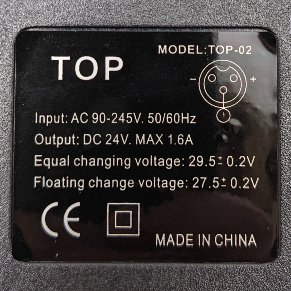 Universal Parts 24V, 1.6-2A Electric Battery Charger