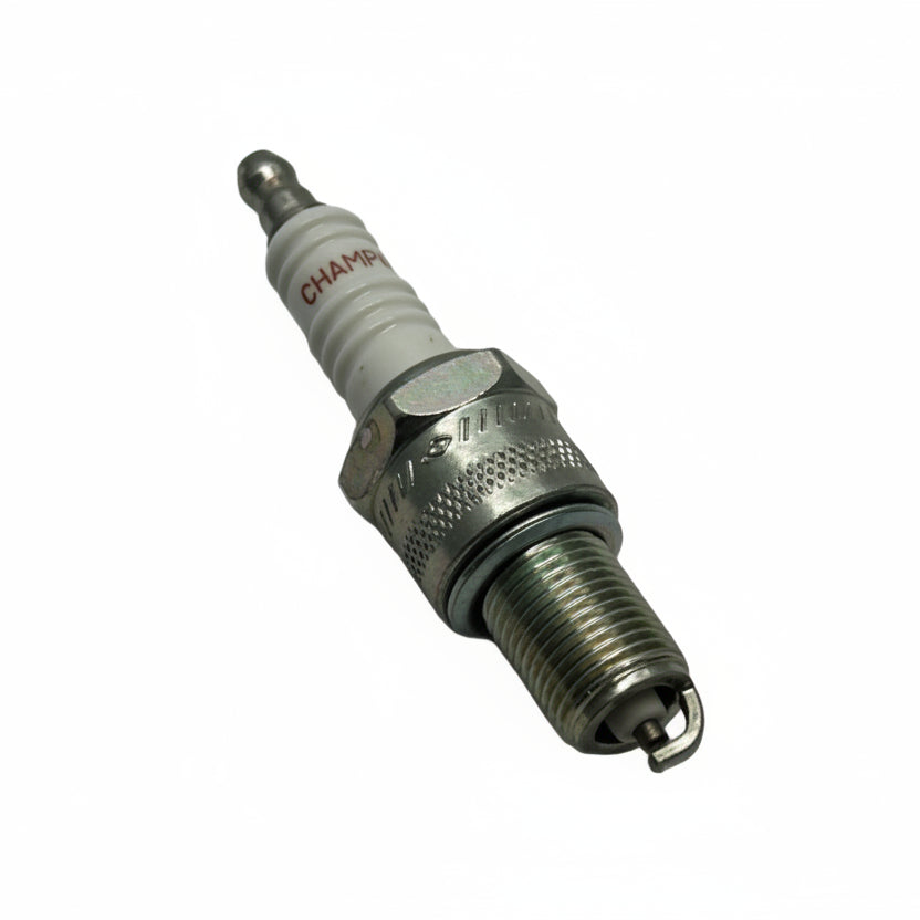 Champion Spark Plug (RN9YC); Stella 2T - view 3